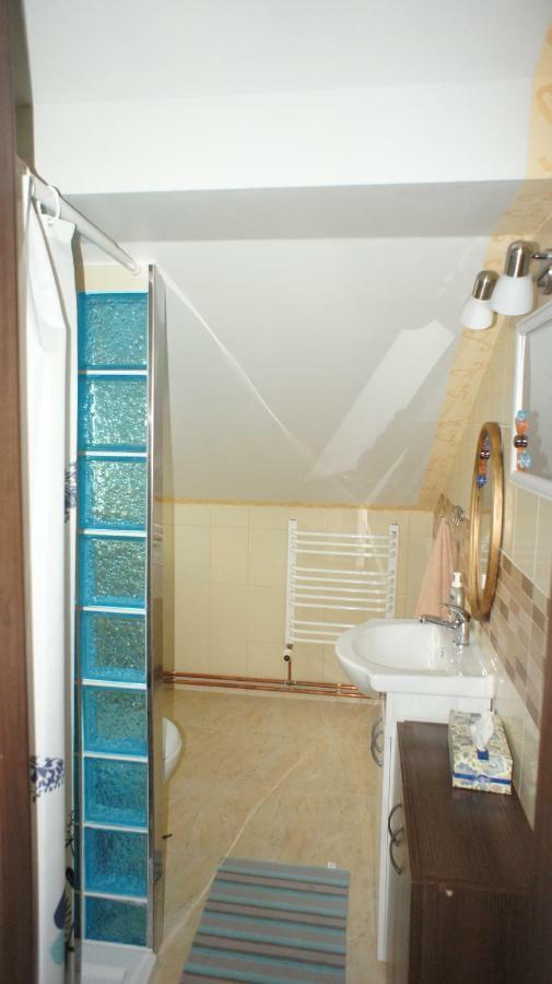 W Cieniu Sosen Hotel Grebow Bagian luar foto